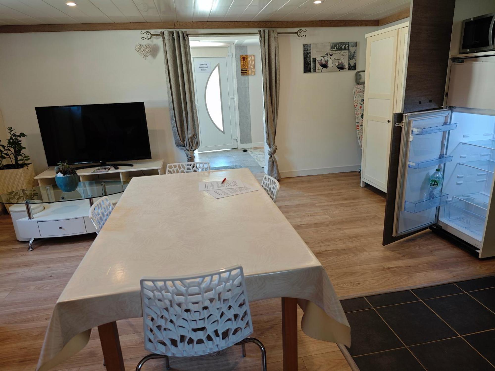 Appartement Top Entre Mer Et Montagne Thezan-les-Beziers Екстериор снимка